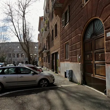 Dolce Casa Colosseo * Рим