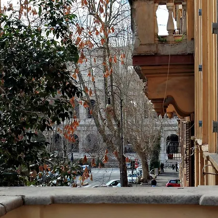 Dolce Casa Colosseo * Rome